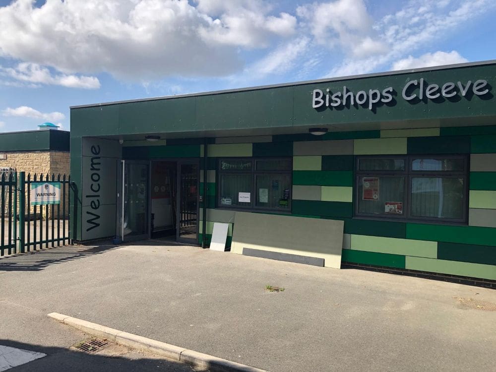 Key holding and alatrm response